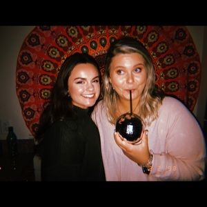 Meet your Posher, Kiersten